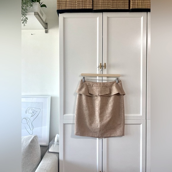 *SOLD* π FREE ADD ON High Waisted Above the Knee Shimmering Beige Pencil Skirt - Picture 1 of 5